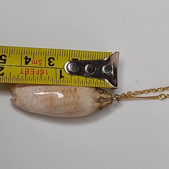 Cute 18 Inch Shell Pendant Necklace - Picture 14 of 16